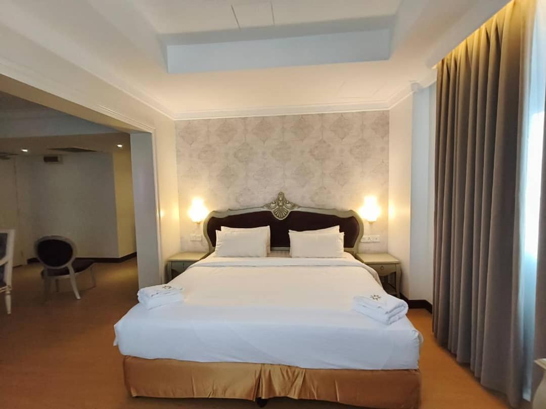 Rc Hotel Melaka Exterior foto